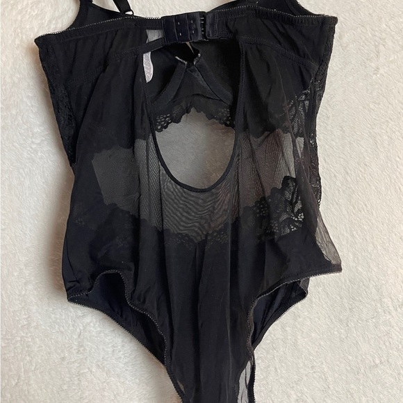 Auden Black Lace Bodysuit - Picture 4 of 5